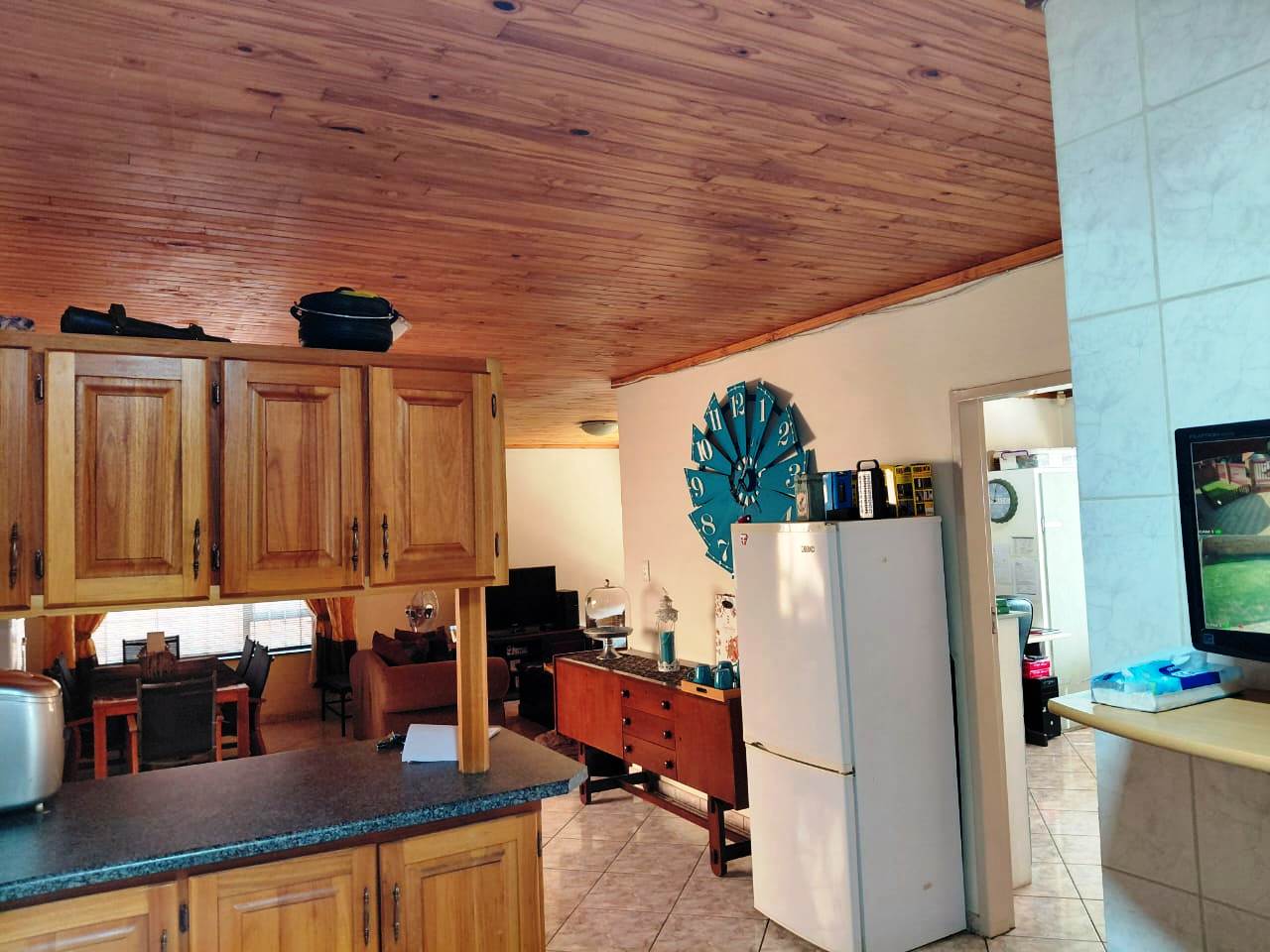 Huge three bedroom for sale in Montana Park