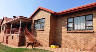 Huge three bedroom for sale in Montana Park