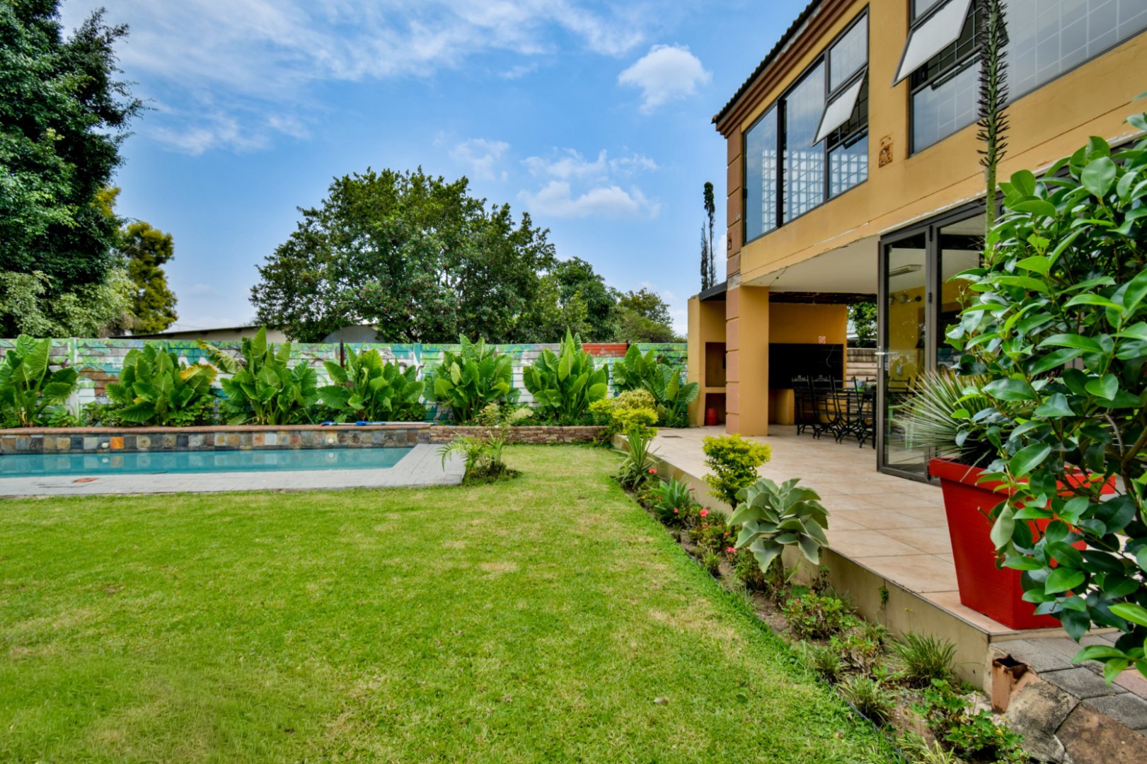 Modern five bedroom house for sale in Gezina