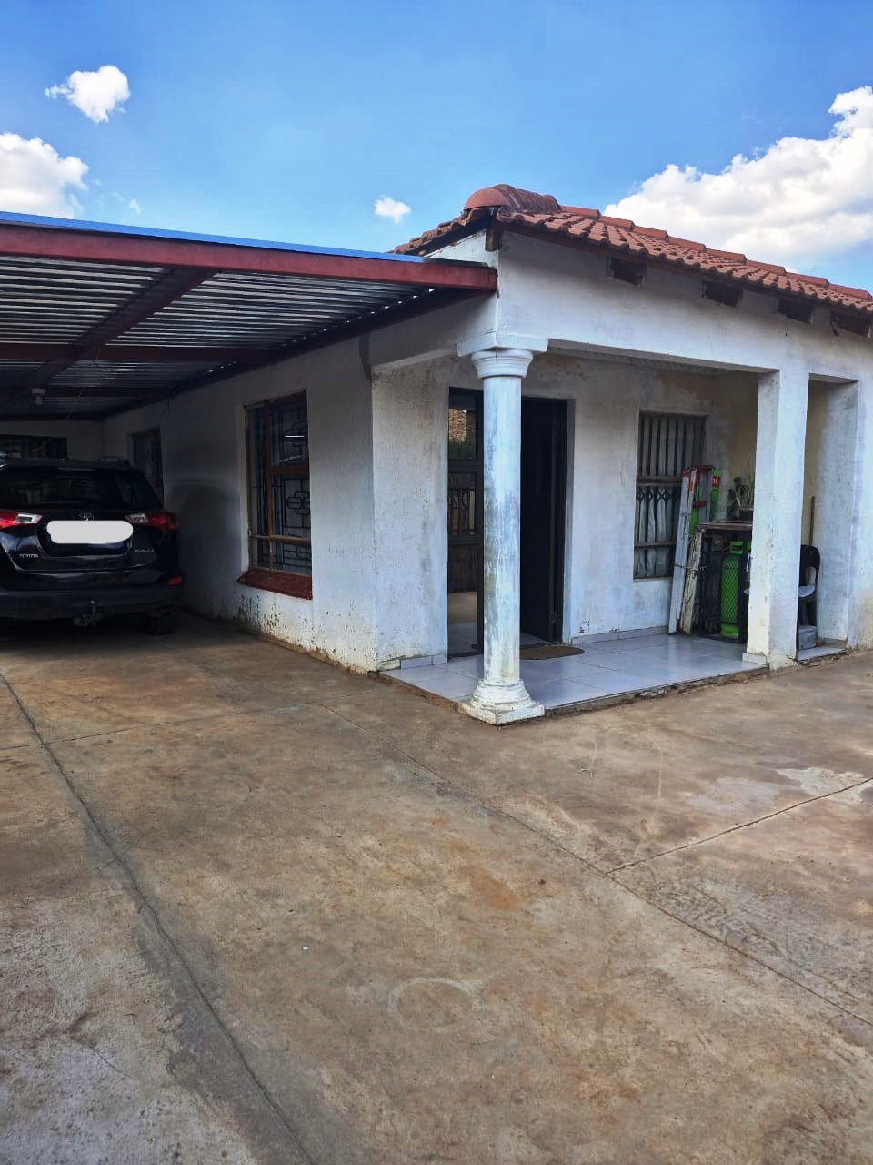 Three bedroom house for sale in Karen park