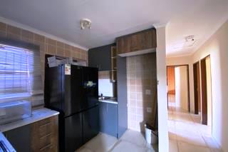 Three bedroom for sale in the Orchards