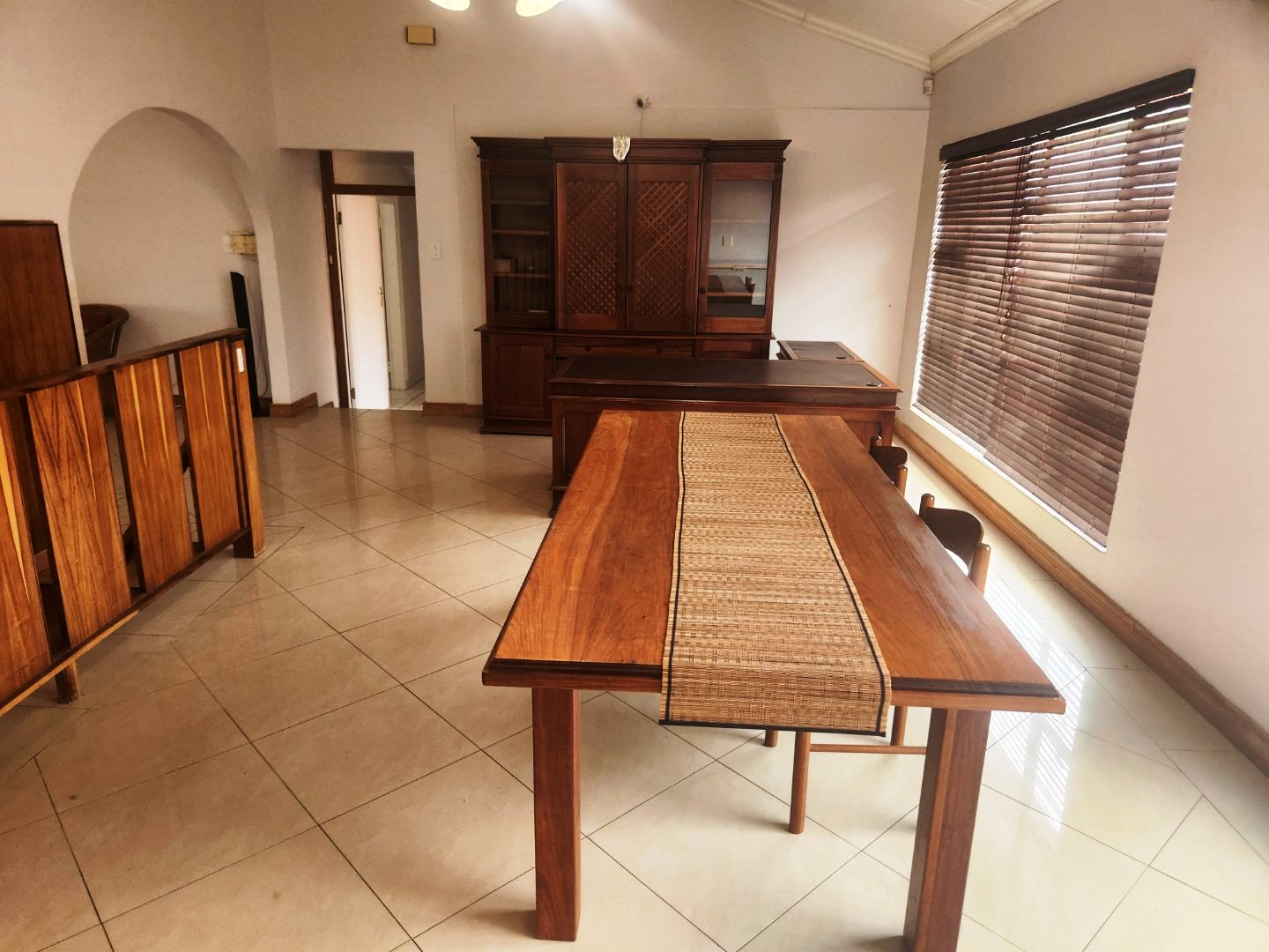 Huge five bedroom house for sale in Wonderboom