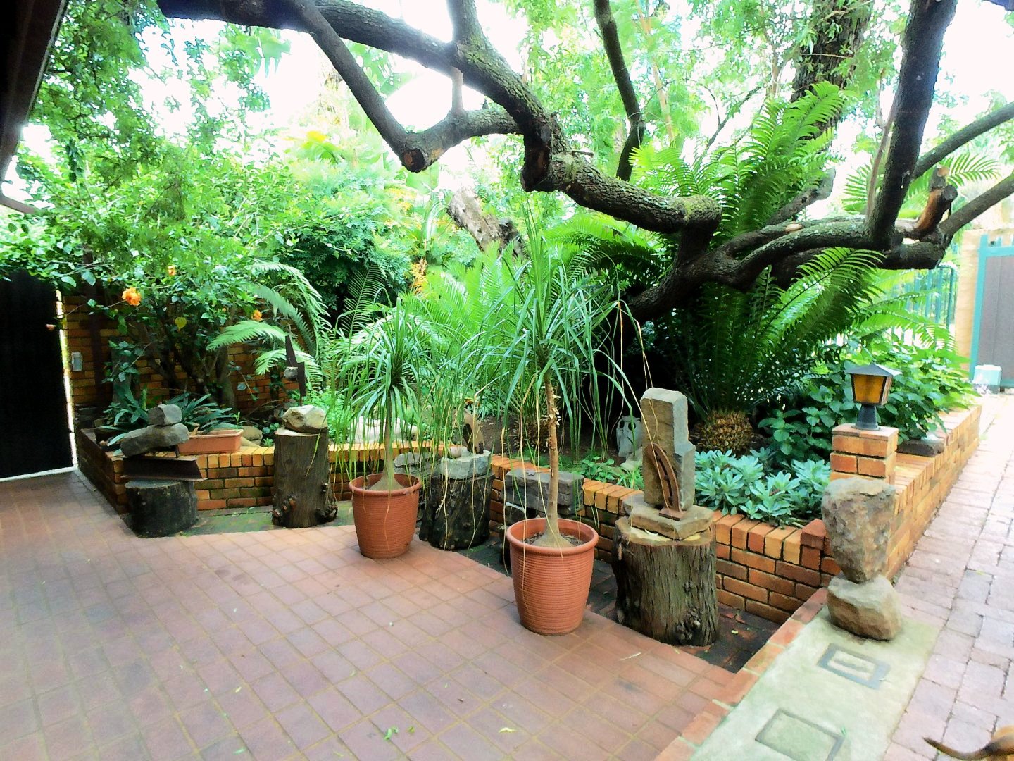 Four bedroom house for sale in Amandasig