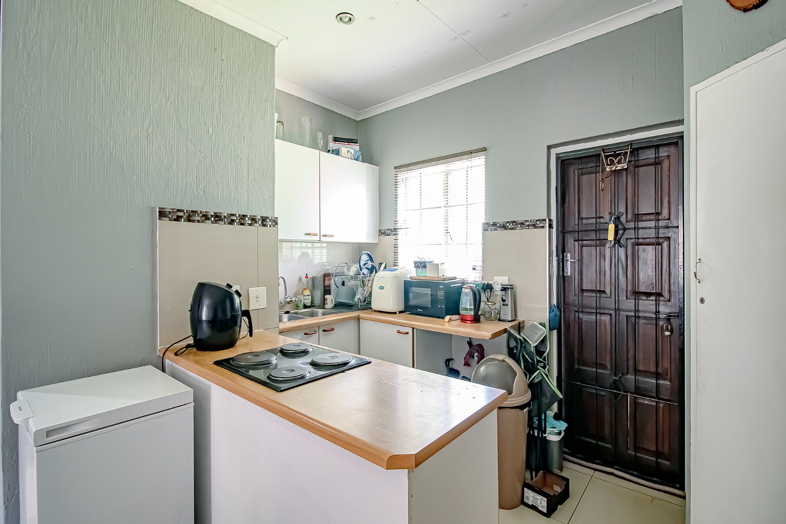 Two bedroom simplex for sale in Montana Park