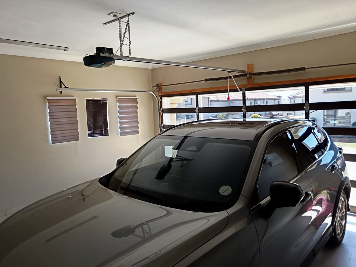 Three bedroom house for sale in Montana Park