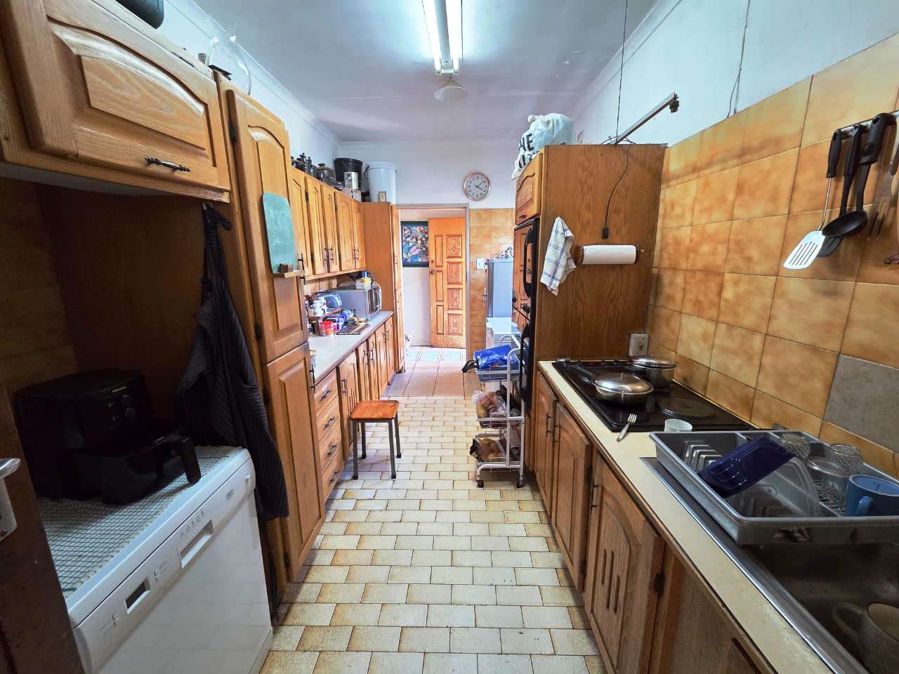 Seven bedroom house for sale in Sinoville