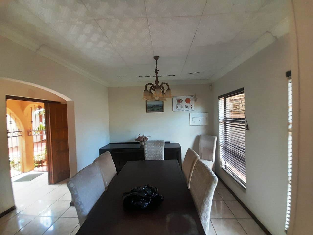 Three bedroom house for sale in Chantelle