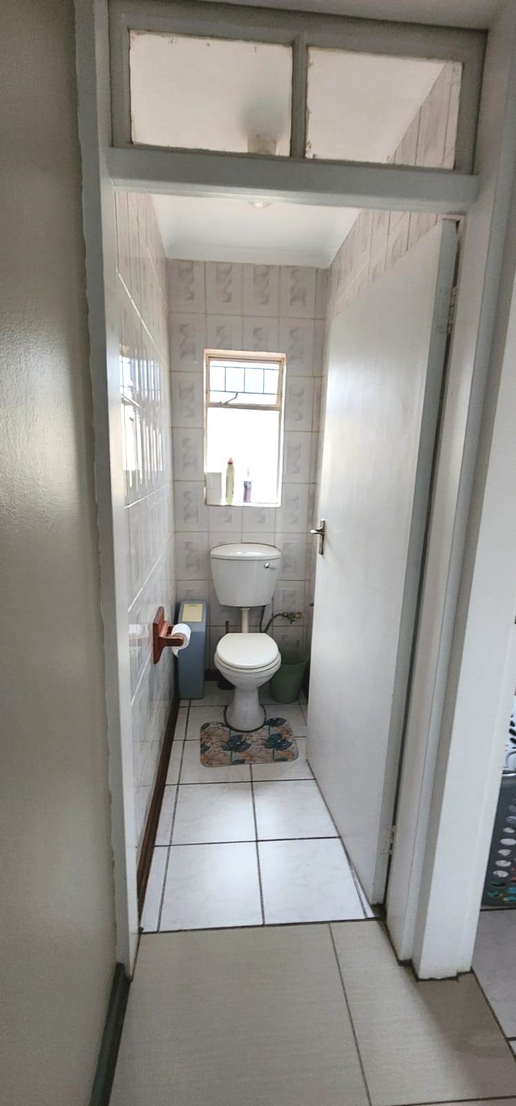 Three bedroom house for sale in Sinoville