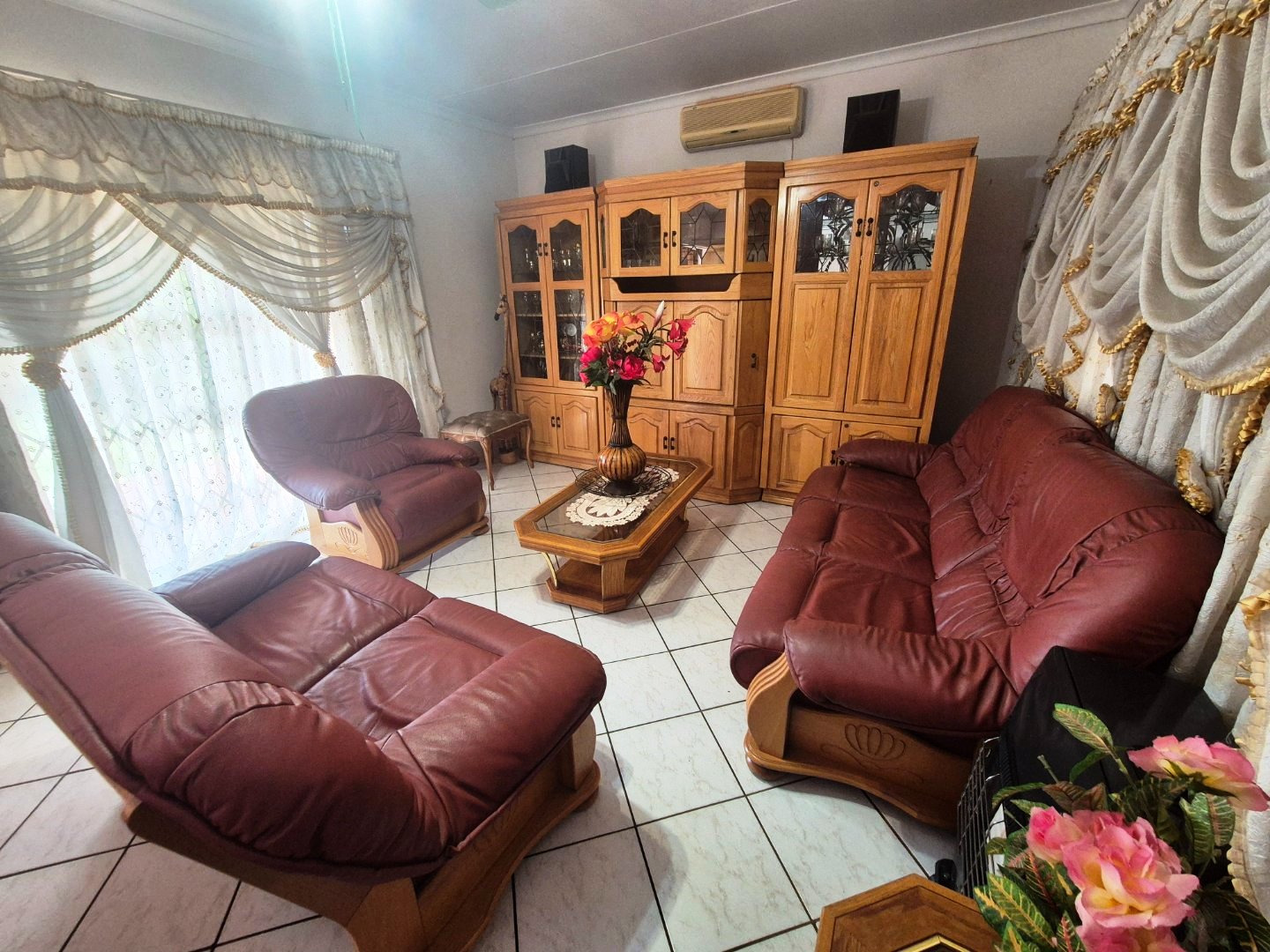 Two bedroom townhouse for sale in Theresa park