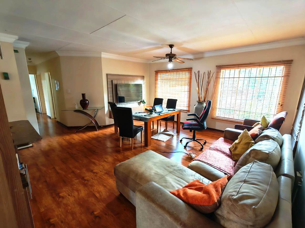 Large three bedroom duet for sale in Sinoville