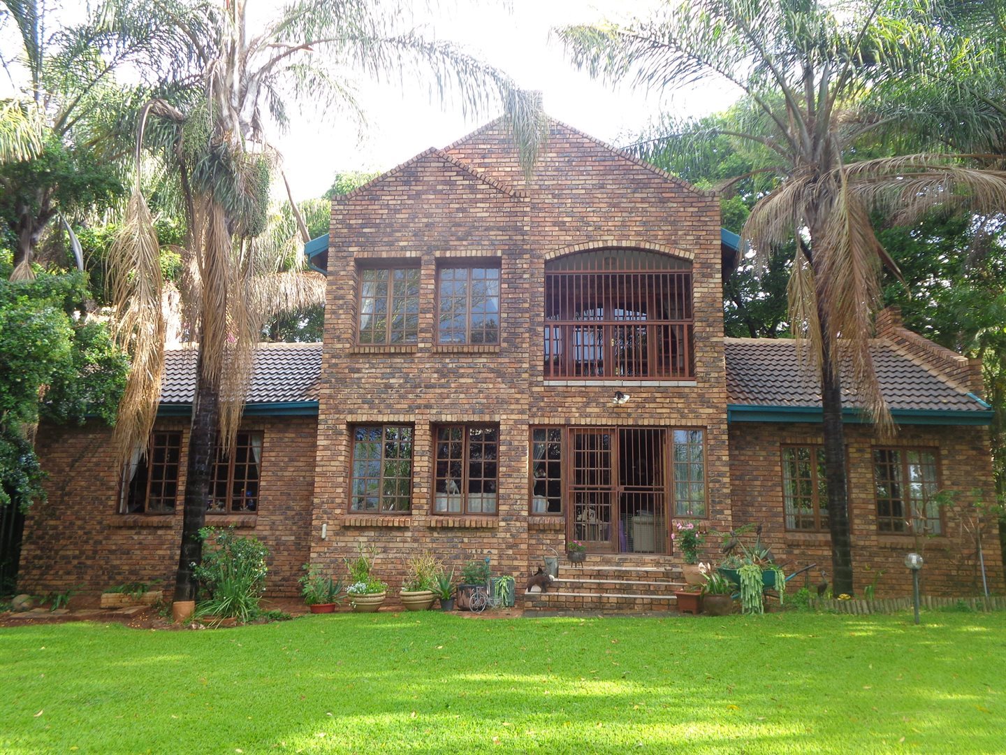 Three bedroom house for sale in Montana Park