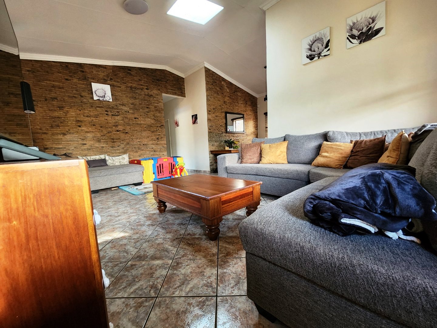 Three bedroom for sale in Annlin