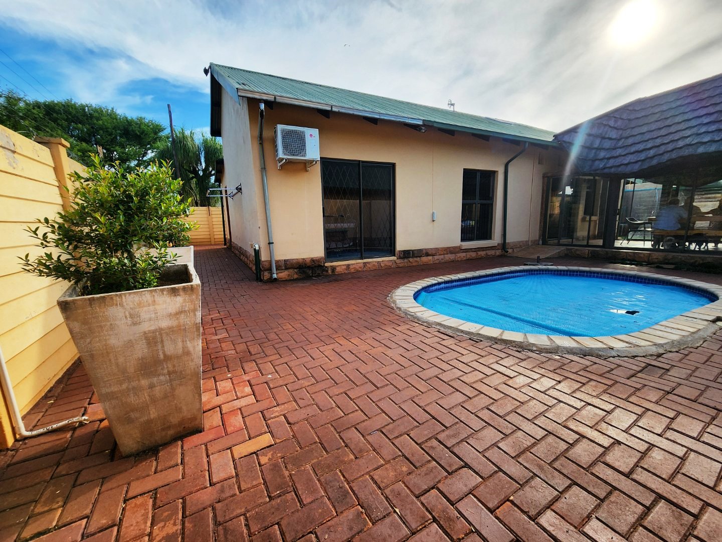 Three bedroom for sale in Annlin