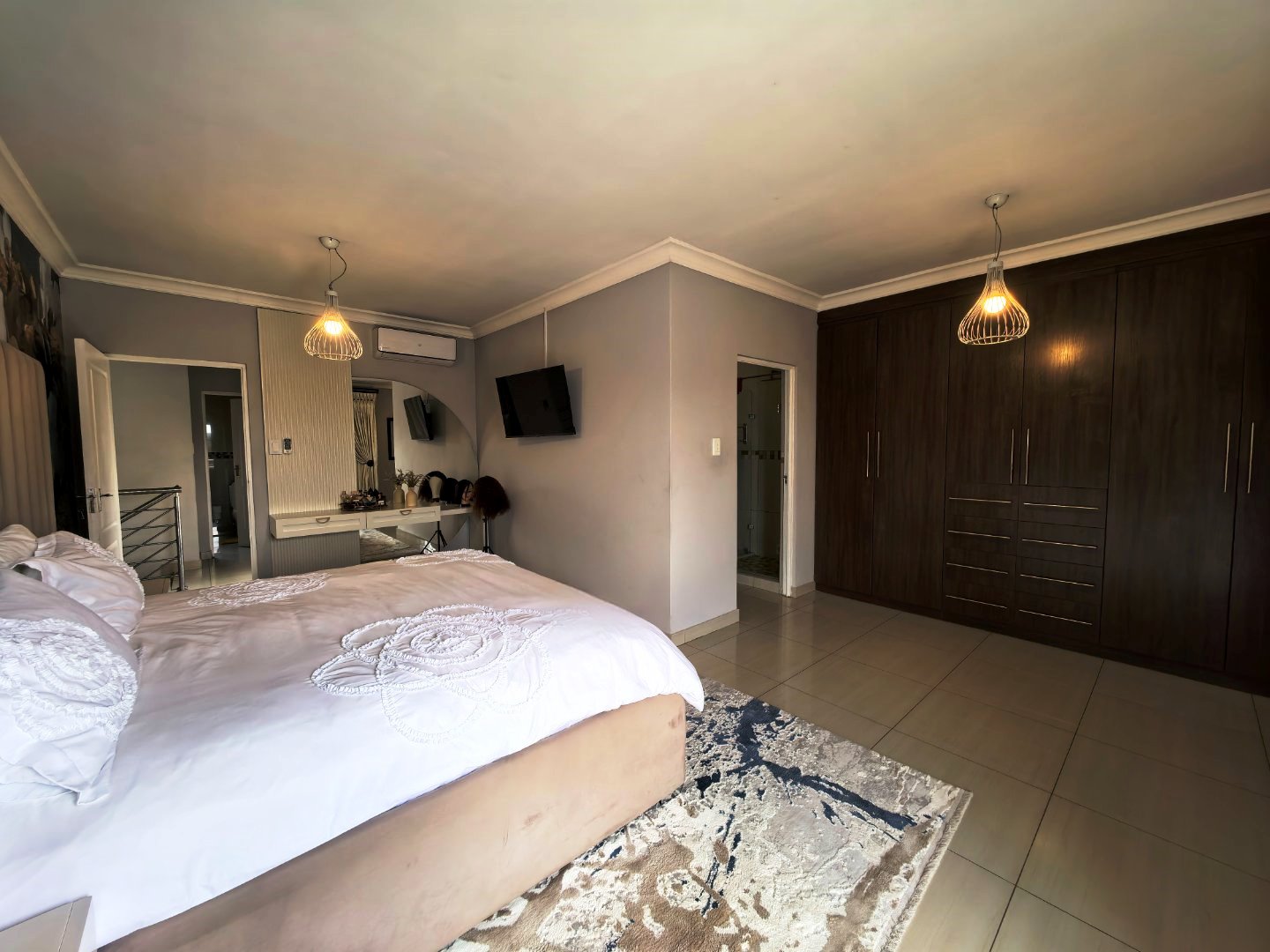 Three bedroom house for sale in Montana Park