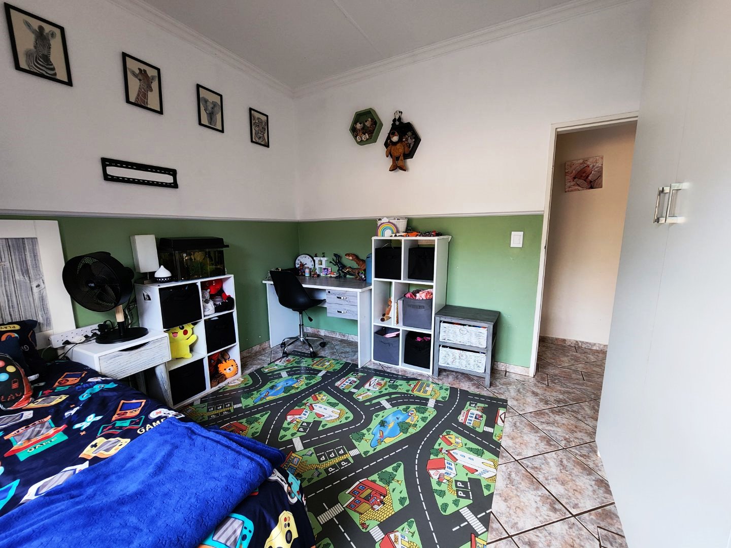 Three bedroom for sale in Annlin