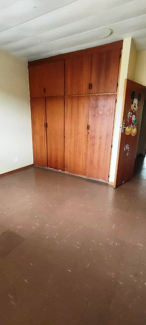 Two bedroom flat for sale in Pretoria North