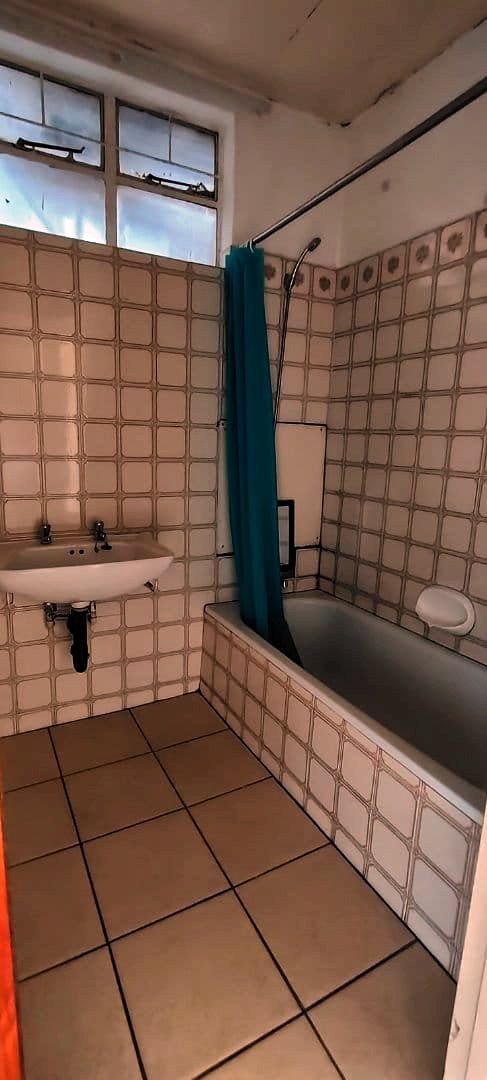 Two bedroom flat for sale in Pretoria North