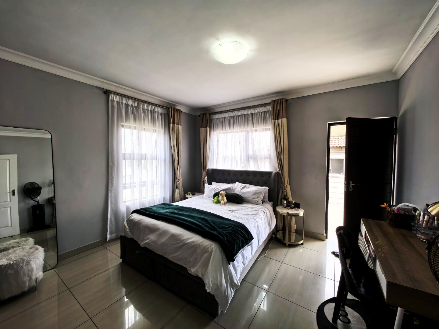 Three bedroom house for sale in Montana Park