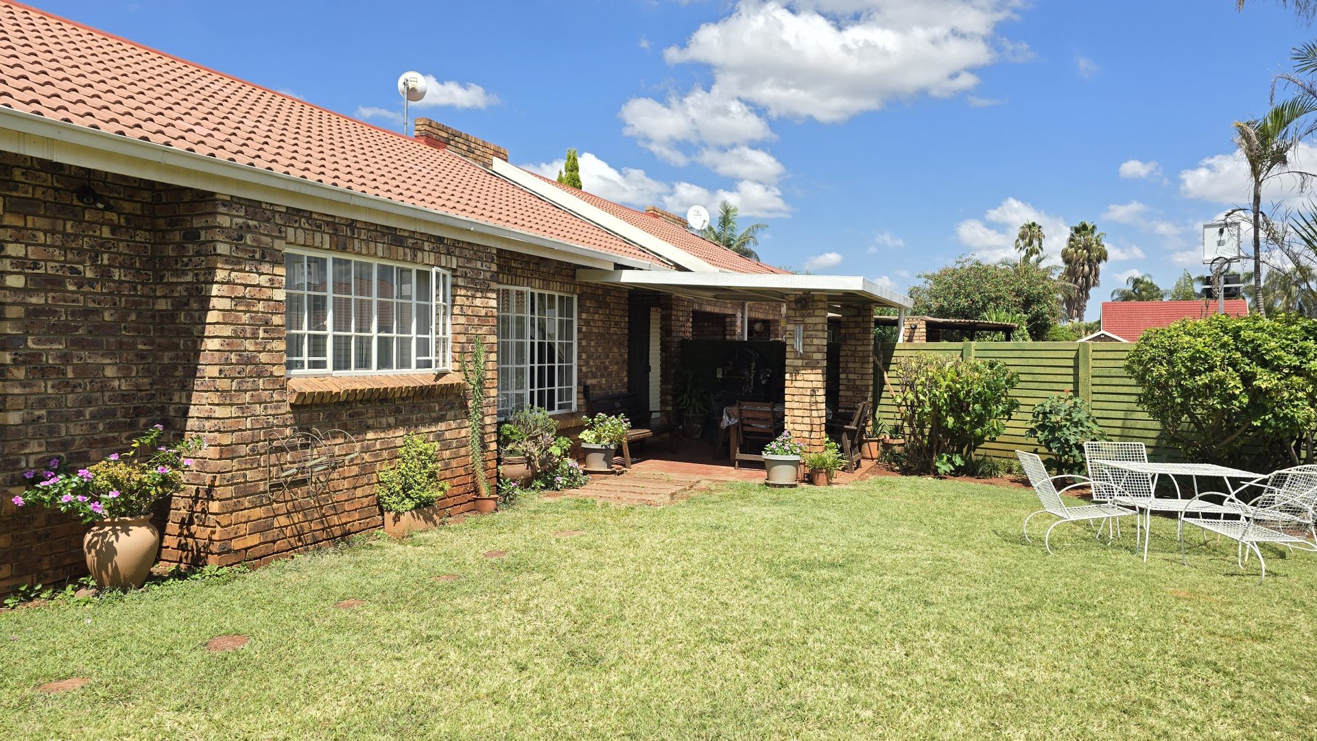 Three bedroom for sale in Annlin