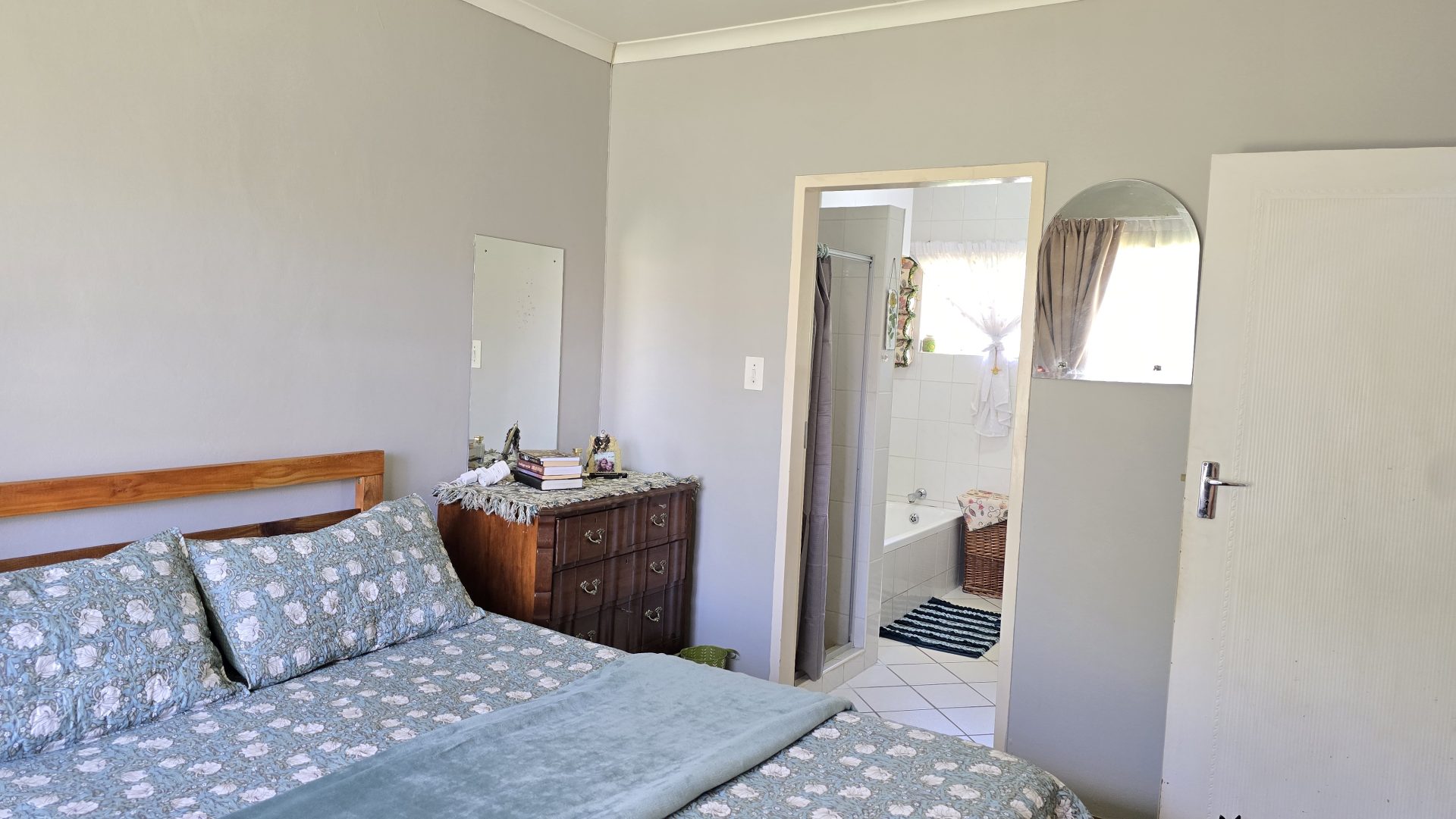 Three bedroom for sale in Annlin