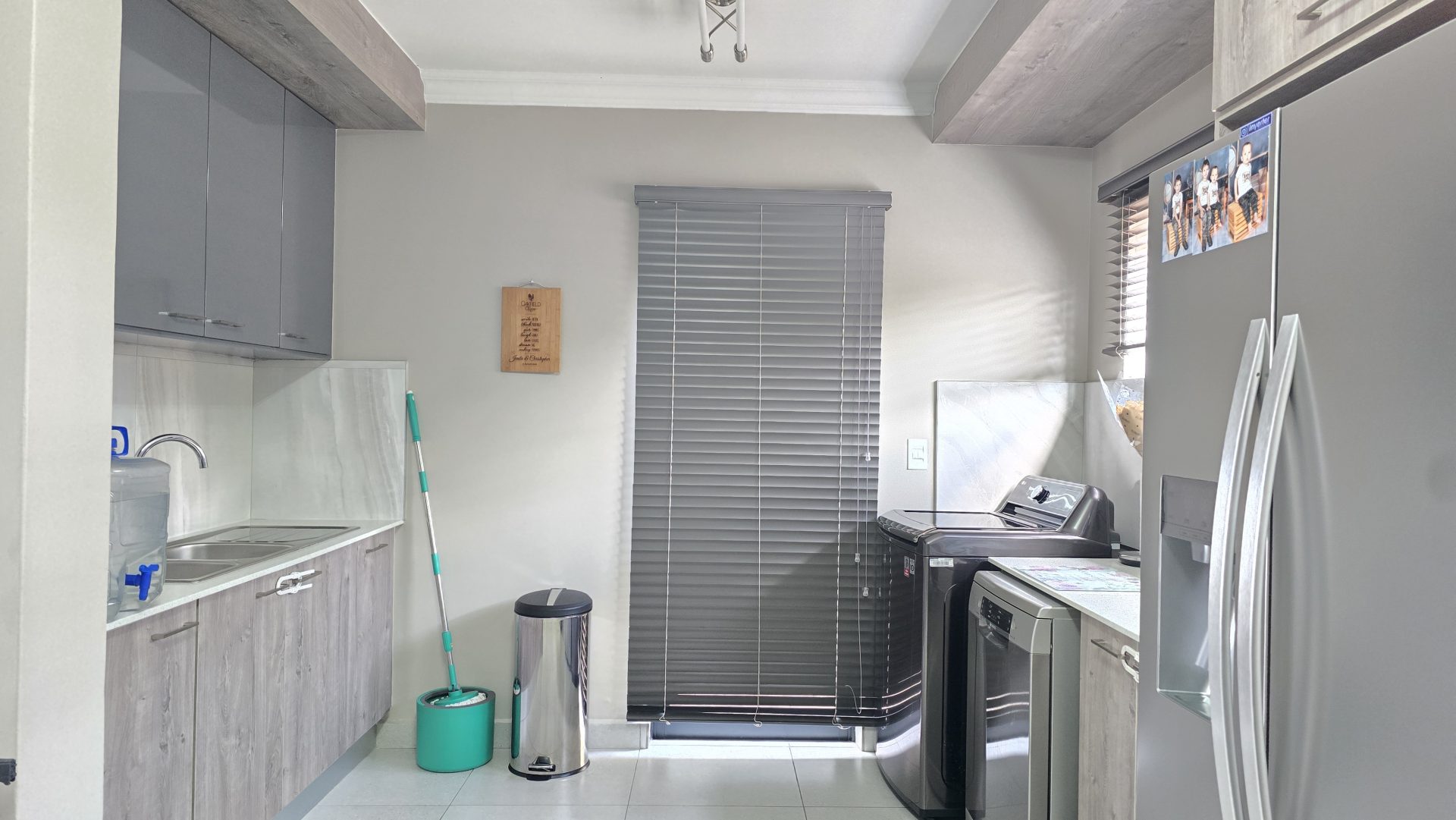 Upmarket four bedroom for sale in Sinoville