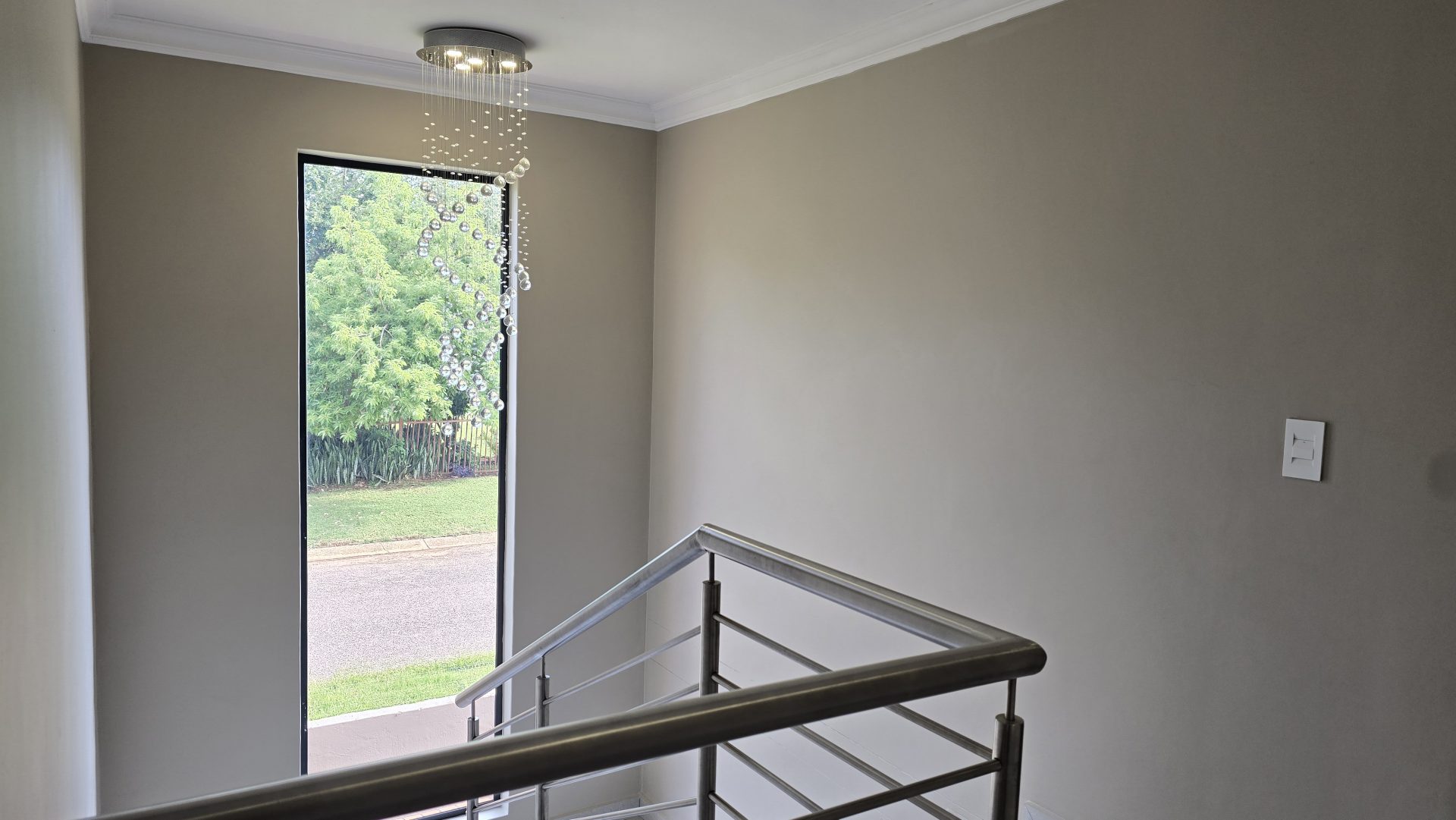 Upmarket four bedroom for sale in Sinoville