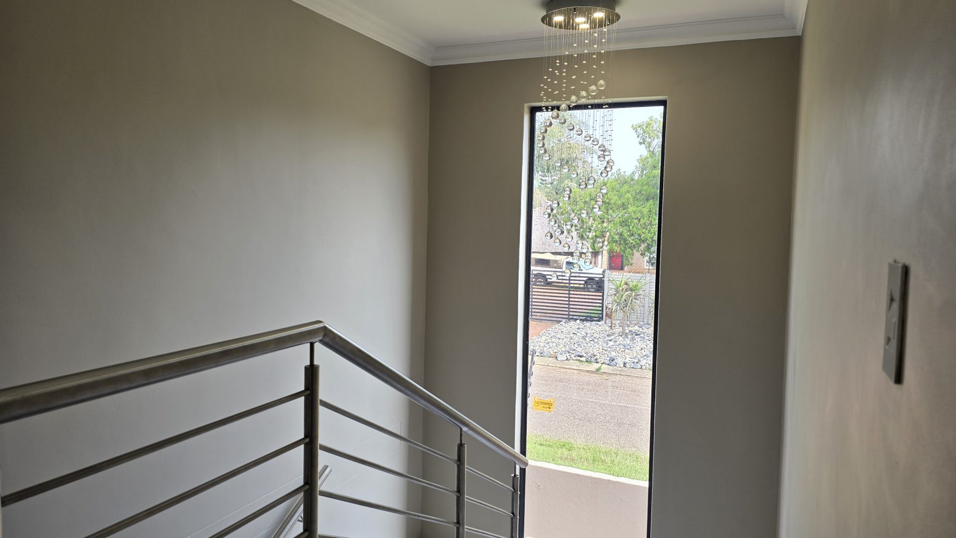 Upmarket four bedroom for sale in Sinoville