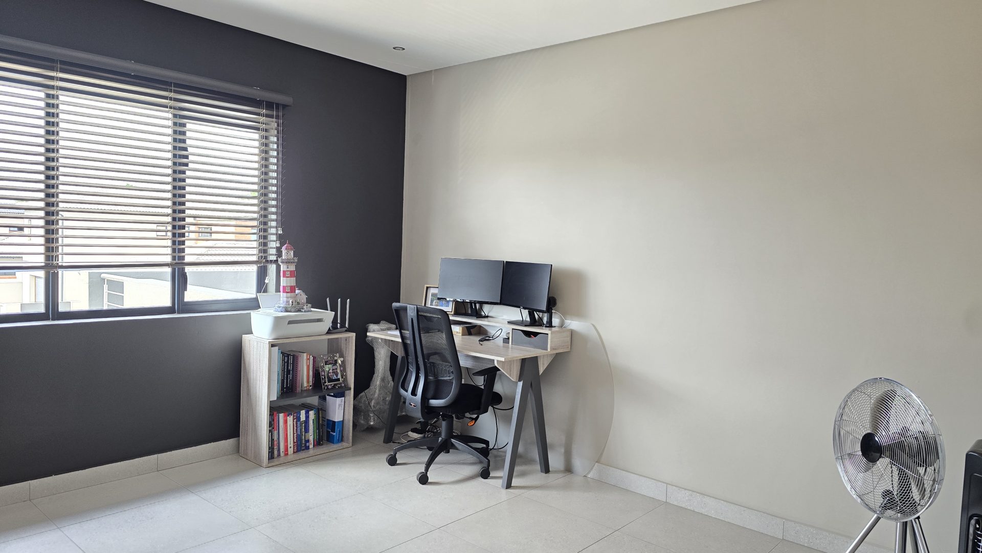 Upmarket four bedroom for sale in Sinoville