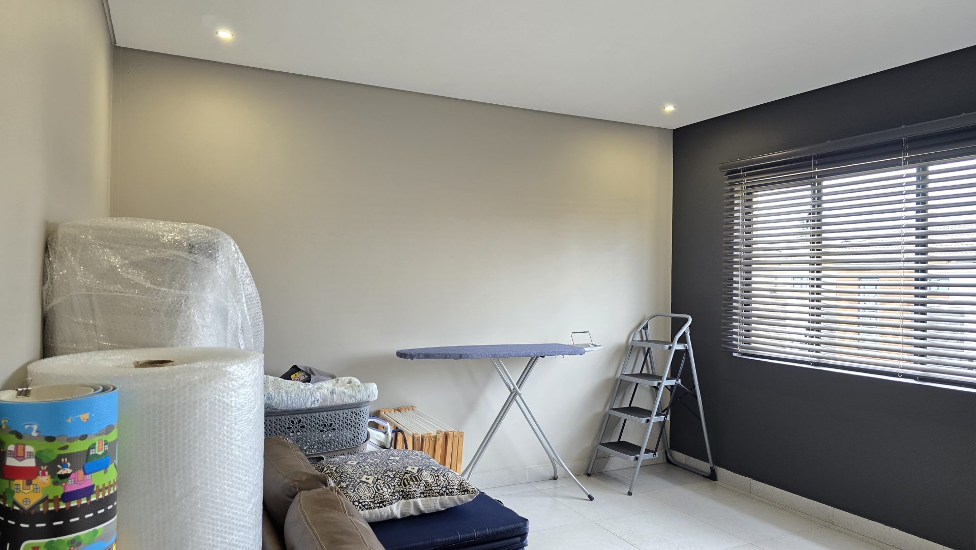 Upmarket four bedroom for sale in Sinoville