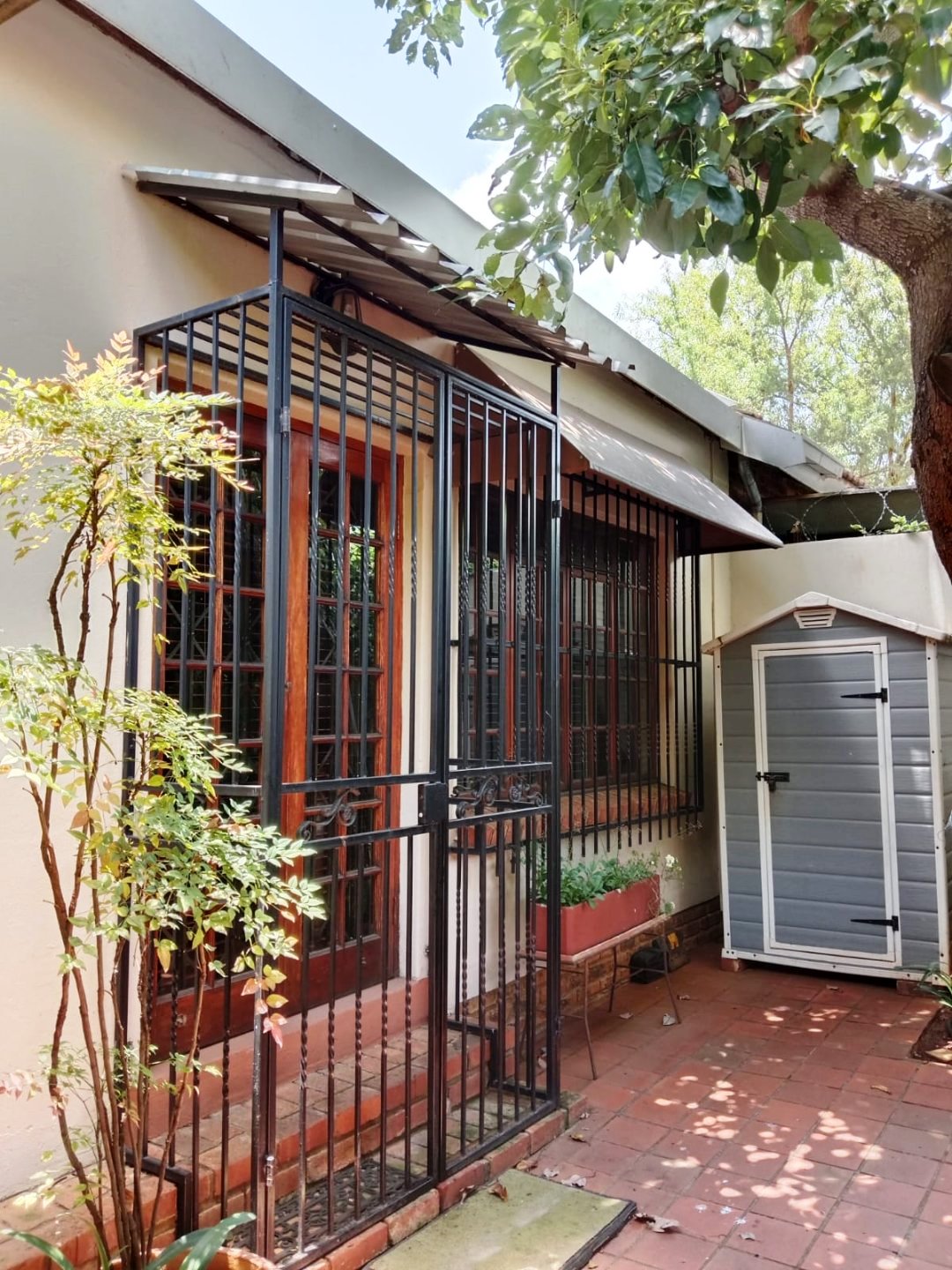Three bedroom duplex for sale in Wonderboom