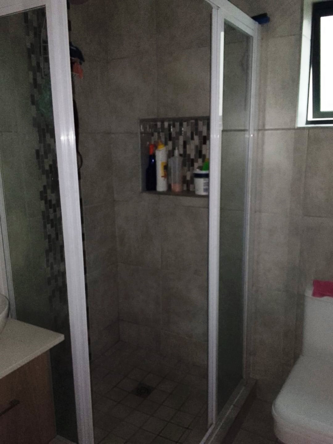 Estate three bedroom for sale in Karenpark