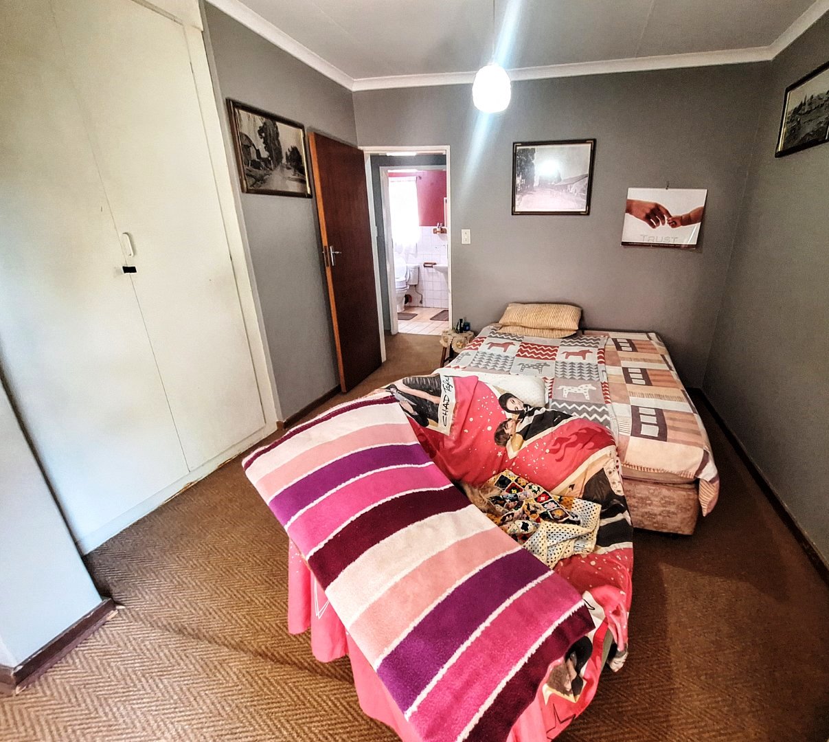 Three bedroom with flatlet for sale – Orchards