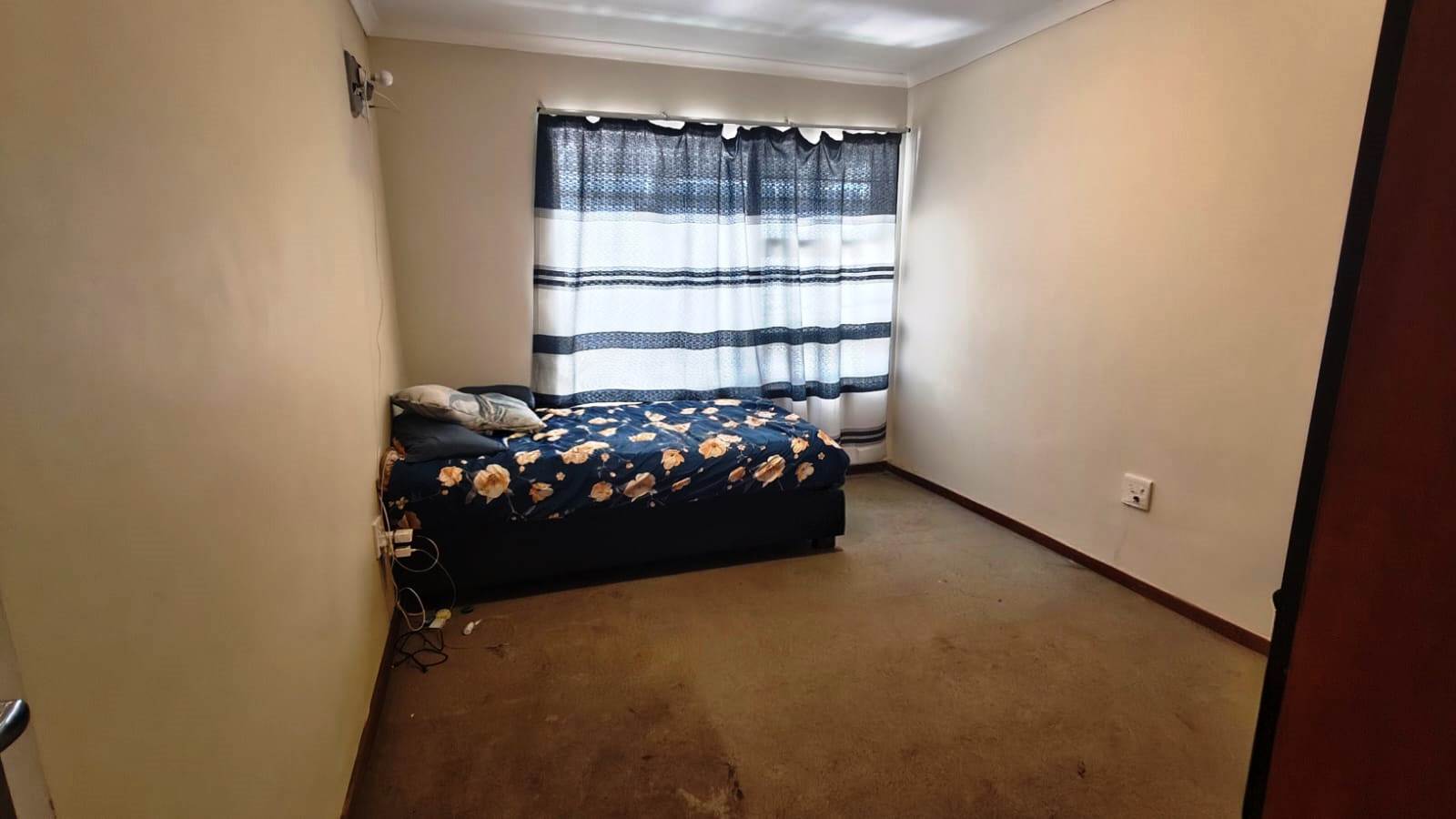 Three bedroom house for sale in Montana Park