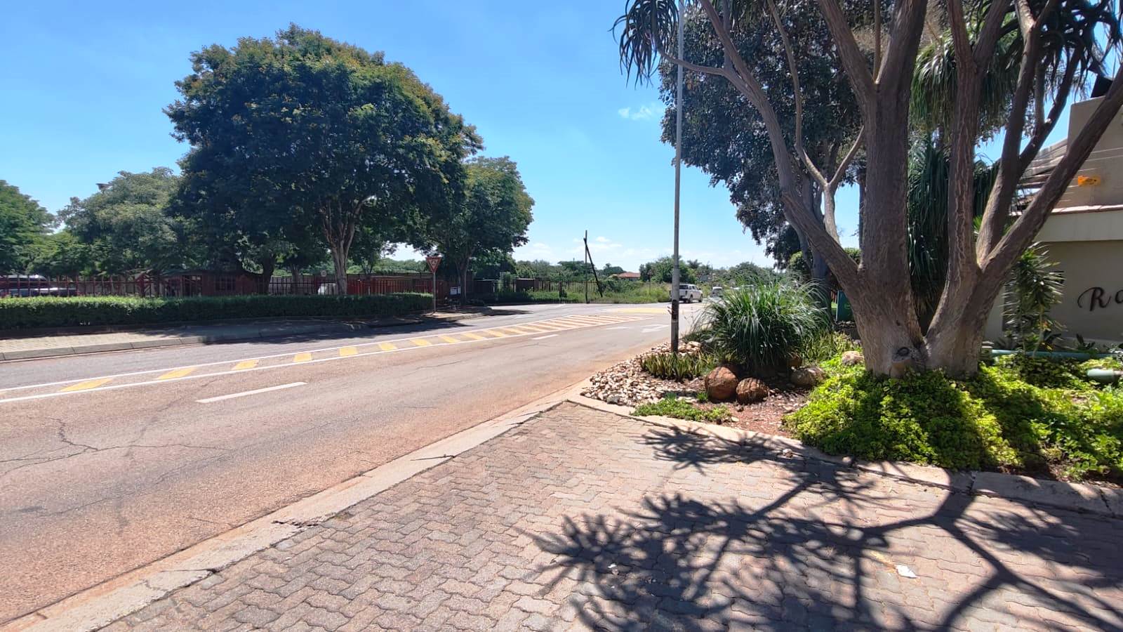 Three bedroom house for sale in Montana Park