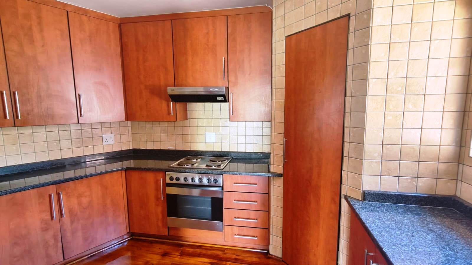 Three bedroom house for sale in Montana Park