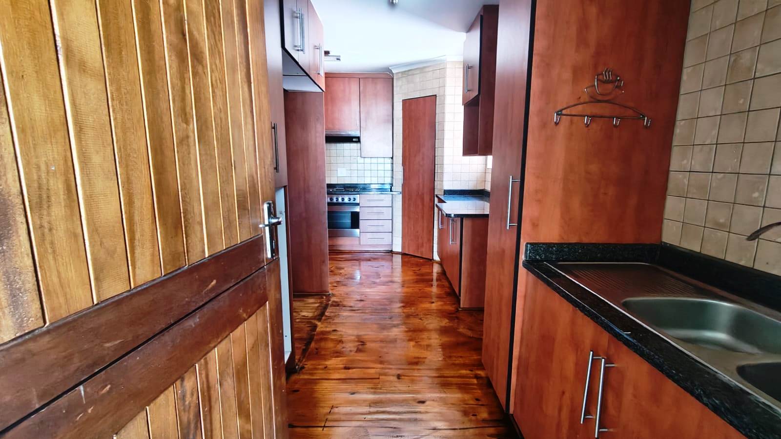 Three bedroom house for sale in Montana Park