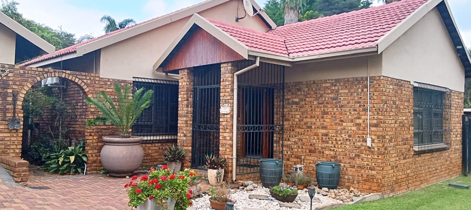 Three bedroom house for sale in Theresapark