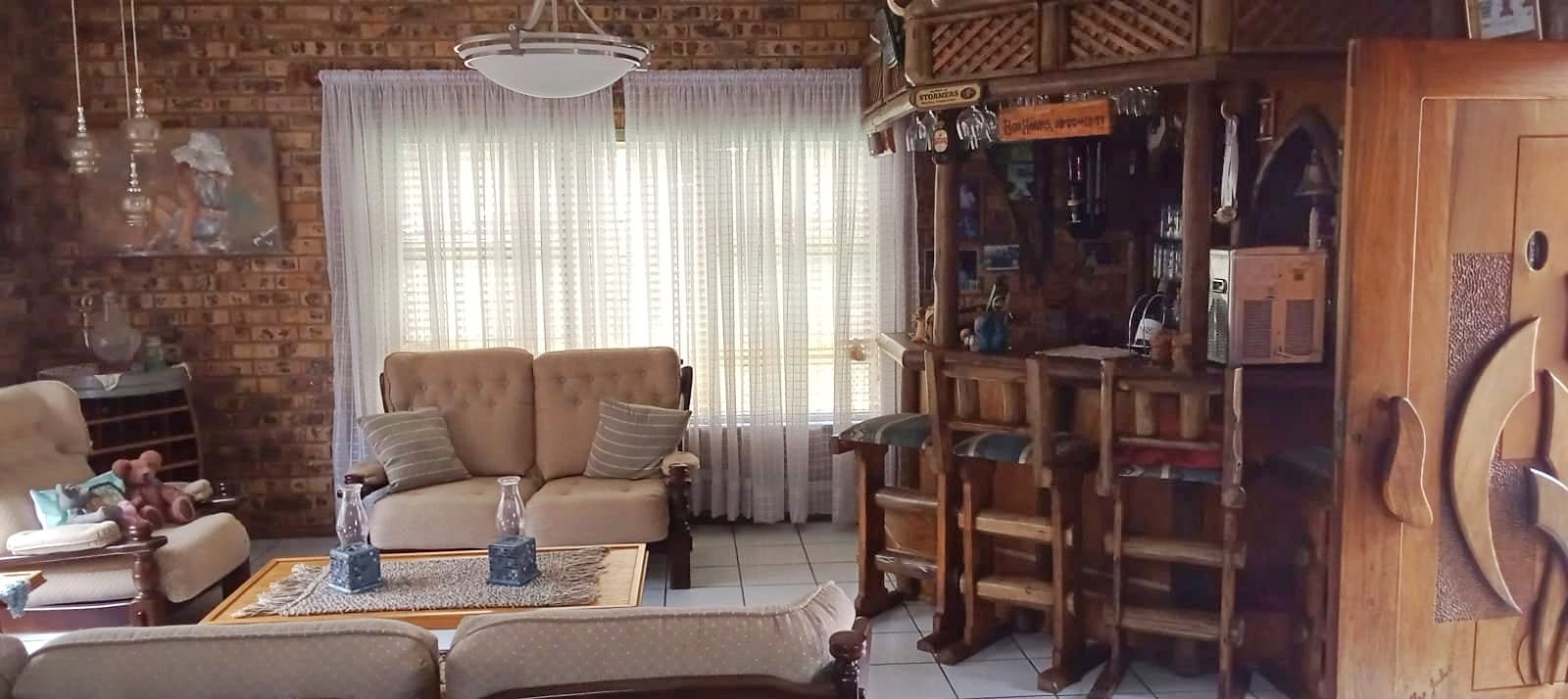 Three bedroom house for sale in Theresapark