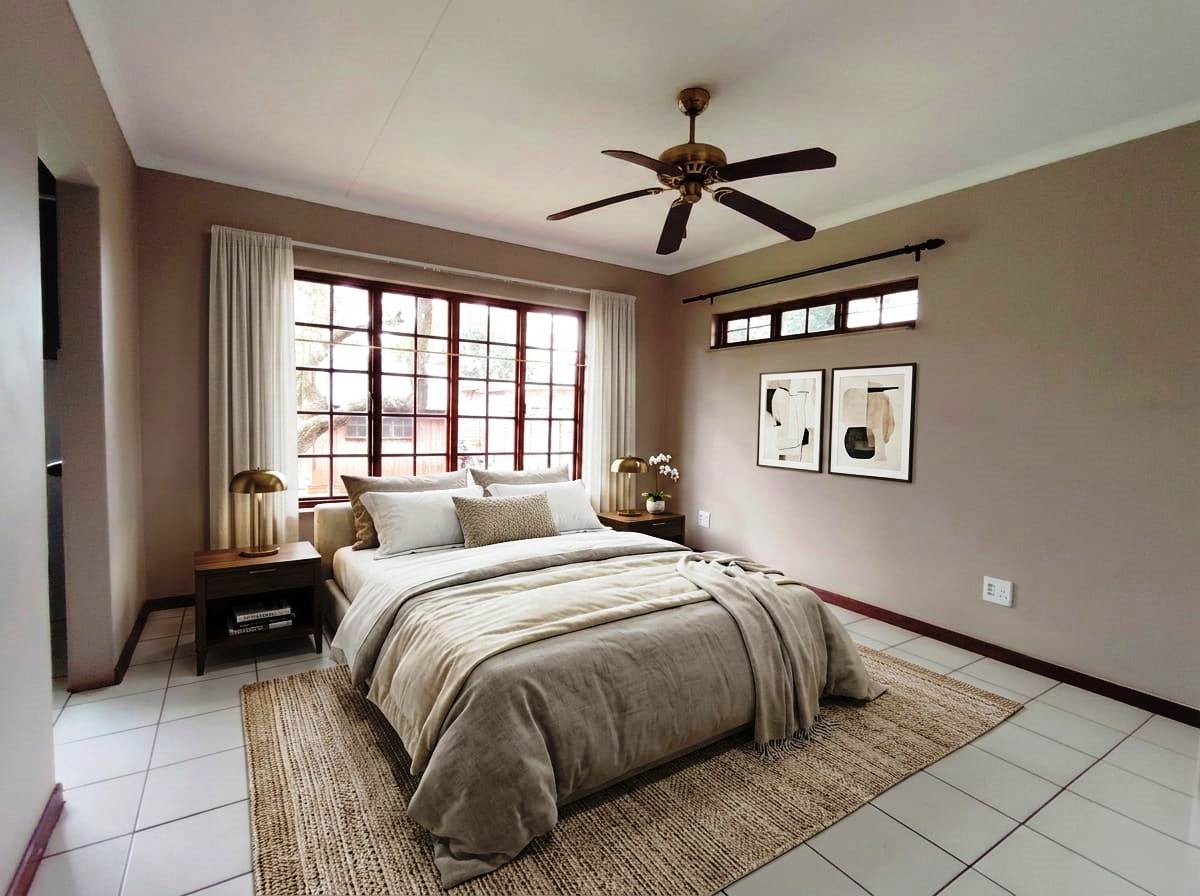 Five bedroom house for sale in old Doornpoort