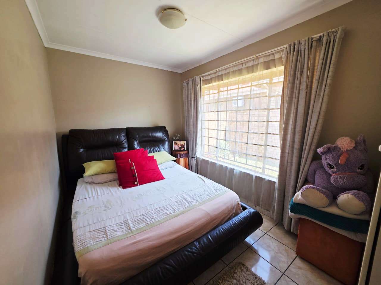 Beautiful three bedroom for sale in Montana