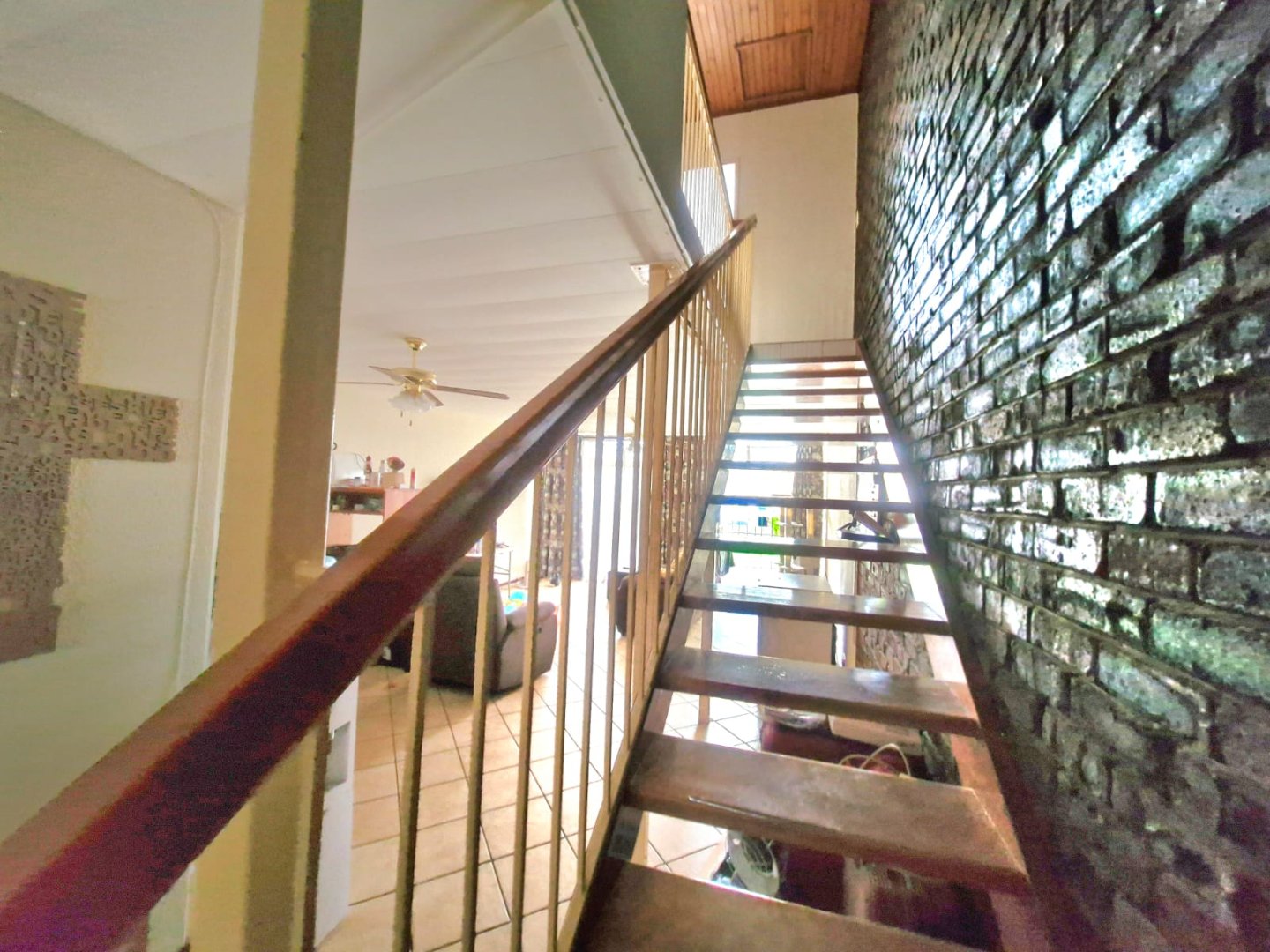 Large three bedroom for sale in Sinoville