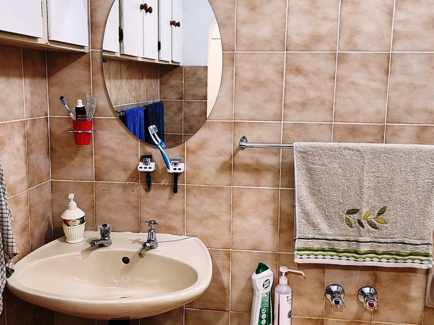 Large three bedroom house for sale in Dorandia