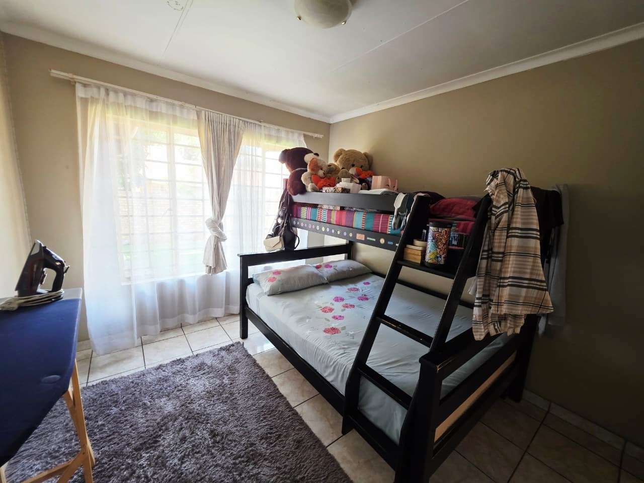 Beautiful three bedroom for sale in Montana