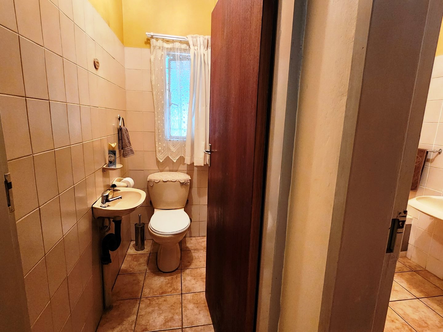 Large three bedroom house for sale in Dorandia