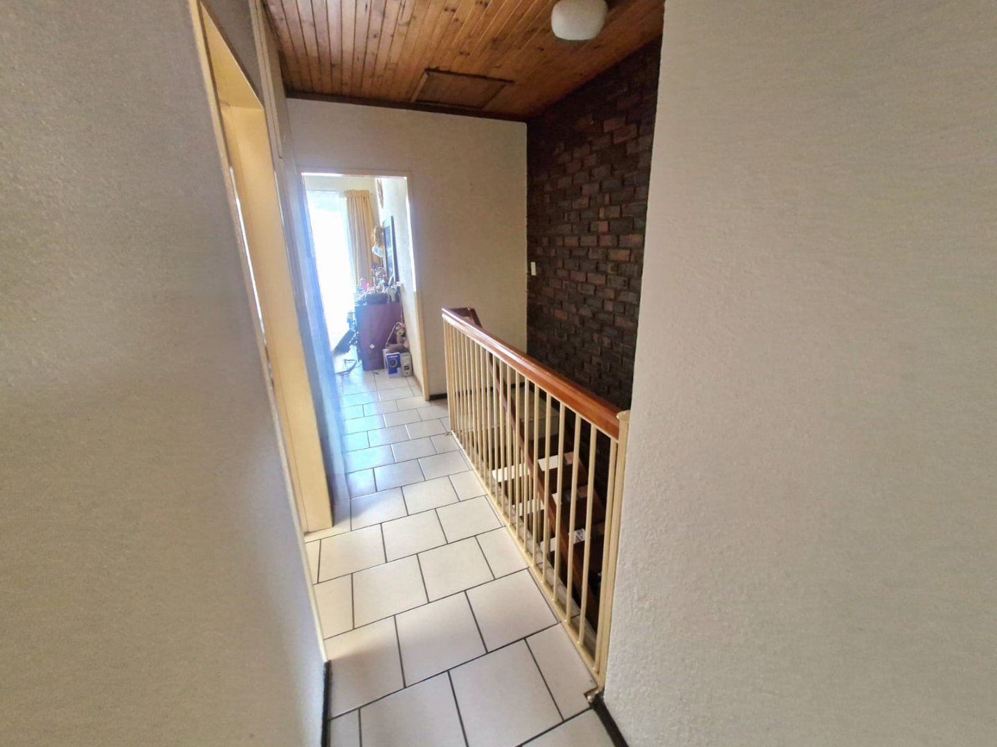 Large three bedroom for sale in Sinoville