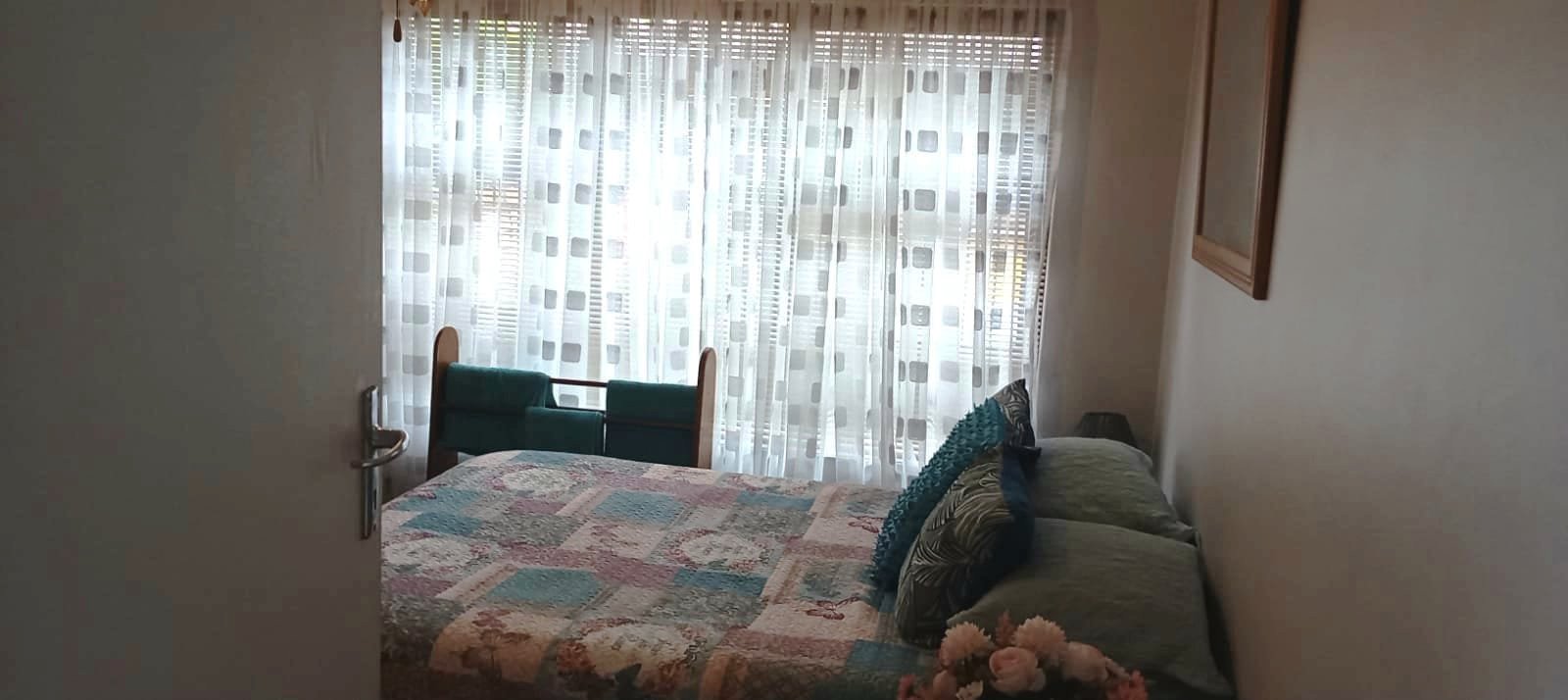 Three bedroom house for sale in Theresapark