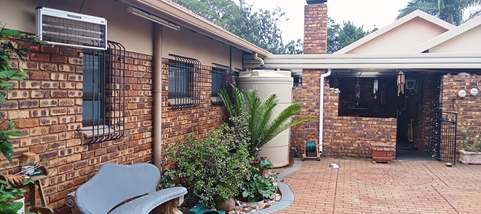 Three bedroom house for sale in Theresapark