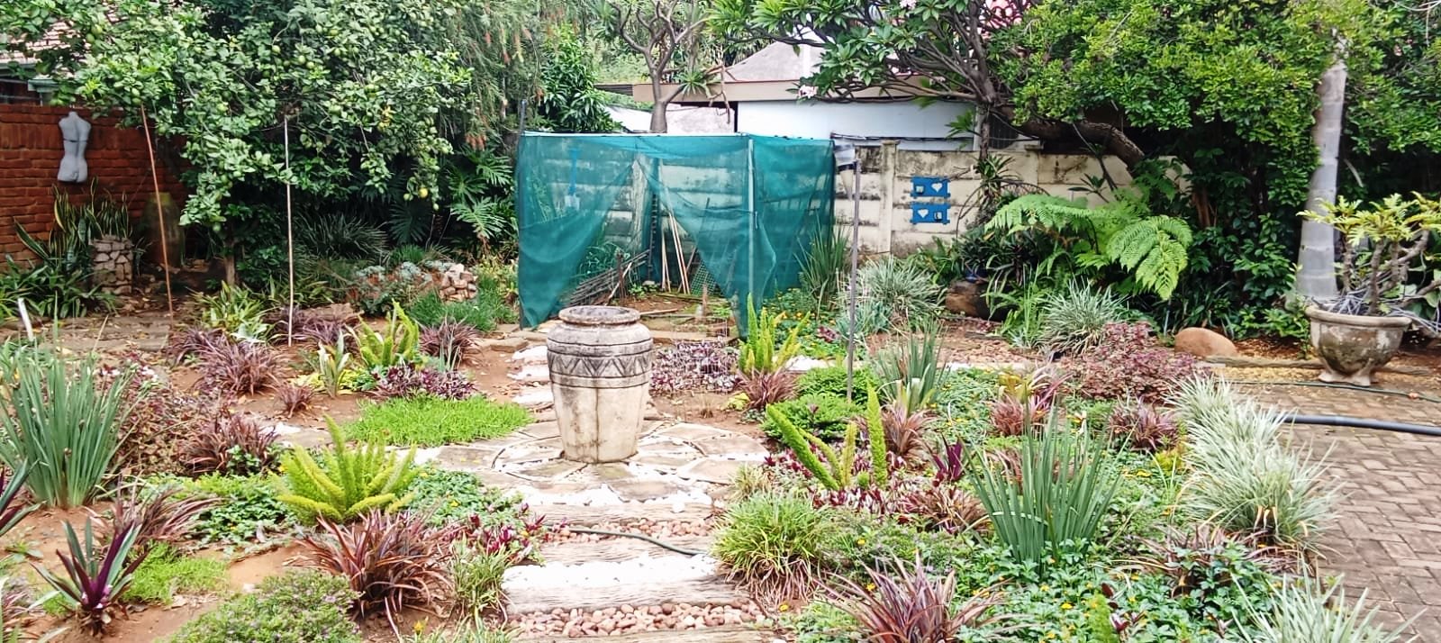 Three bedroom house for sale in Theresapark