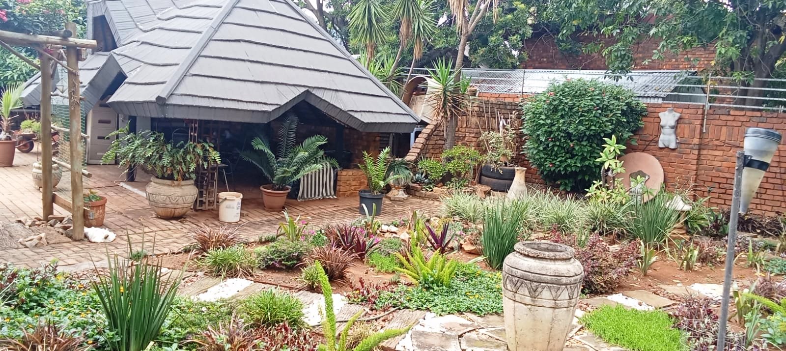 Three bedroom house for sale in Theresapark