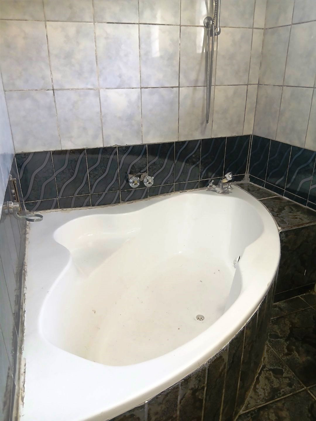 Spacious three bedroom for sale in Theresapark